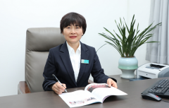 <b>【她·荣光】全国三八红旗手雷静：守望母婴三十载，用柔情铁肩托起生命的朝</b>